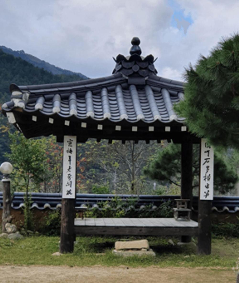 Gangneung Wangsangoal Hanok Pension Экстерьер фото